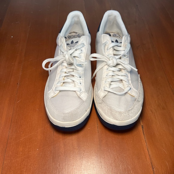 Adidas Rod Laver sneakers white/blue
Men’s 6 Women’s 8 - Picture 5 of 6